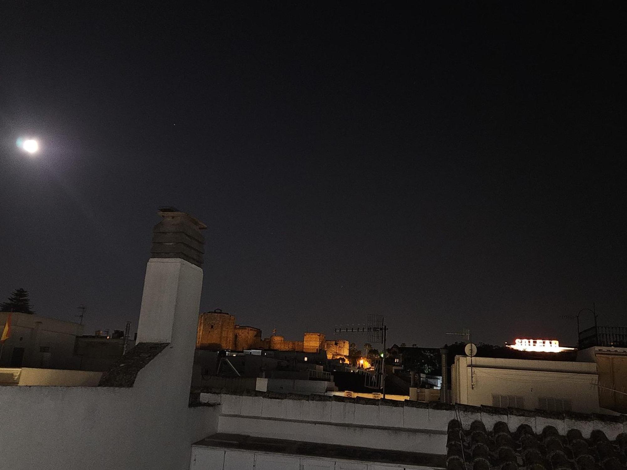 Precioso Atico De Lujo En Calle Ancha Apartamento *