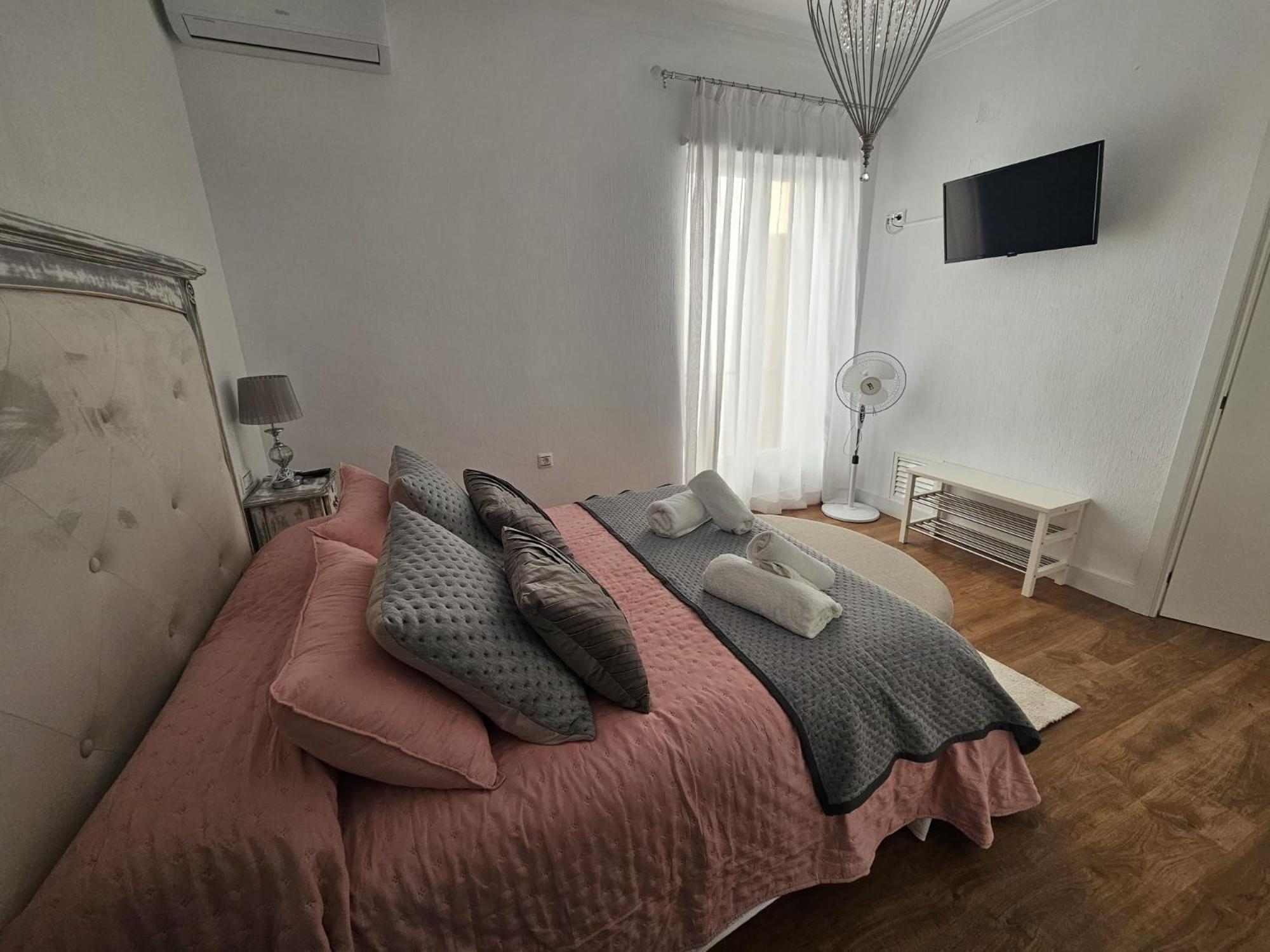 Precioso Atico De Lujo En Calle Ancha Apartament